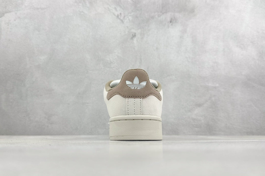Campus White & Light Brown