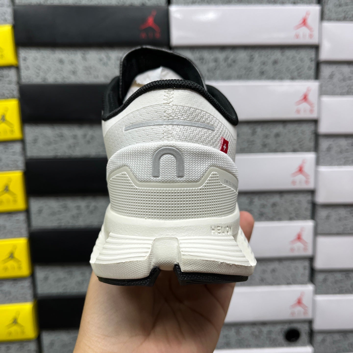 Cloud X 3 White Black