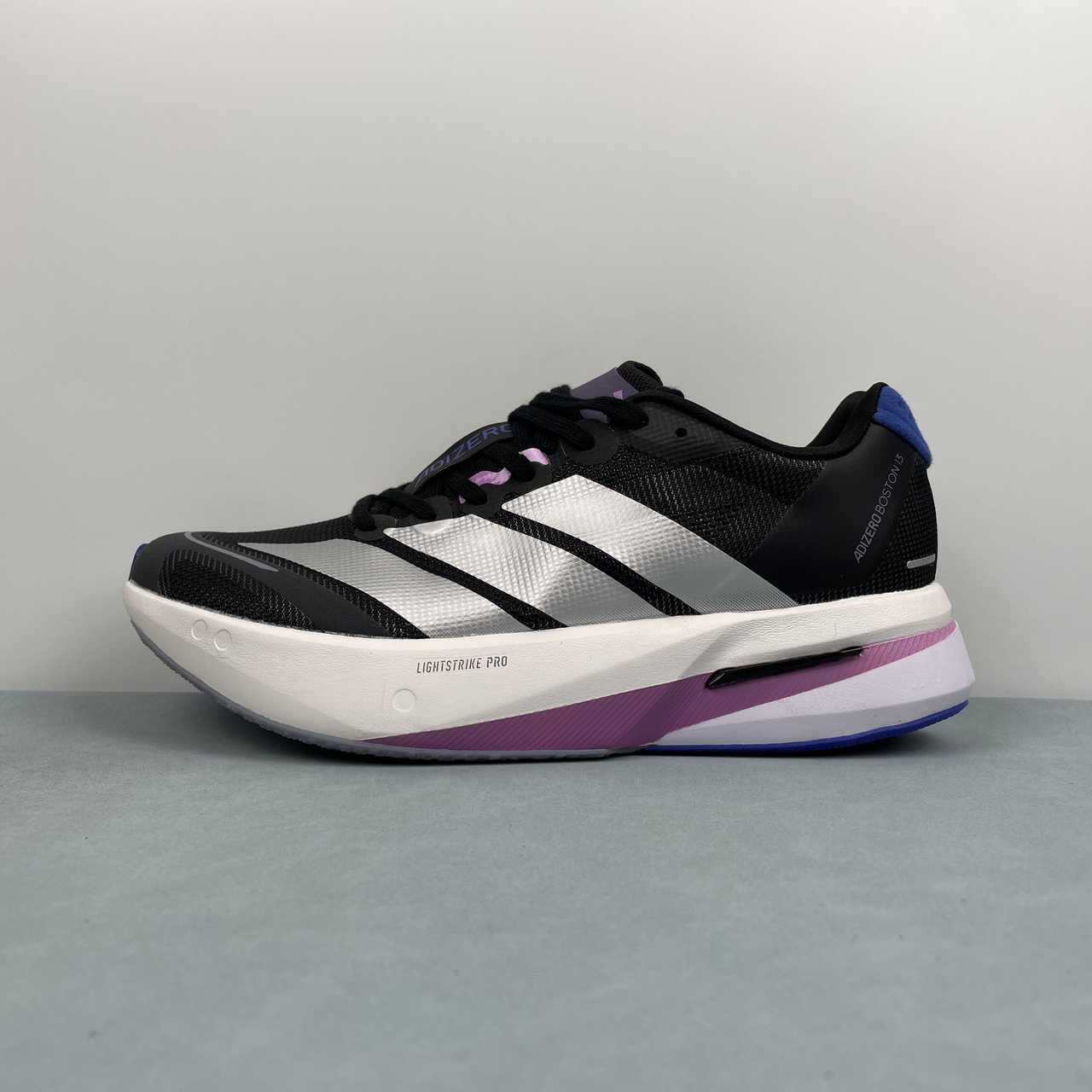 Adizero Boston 13 Black Silver