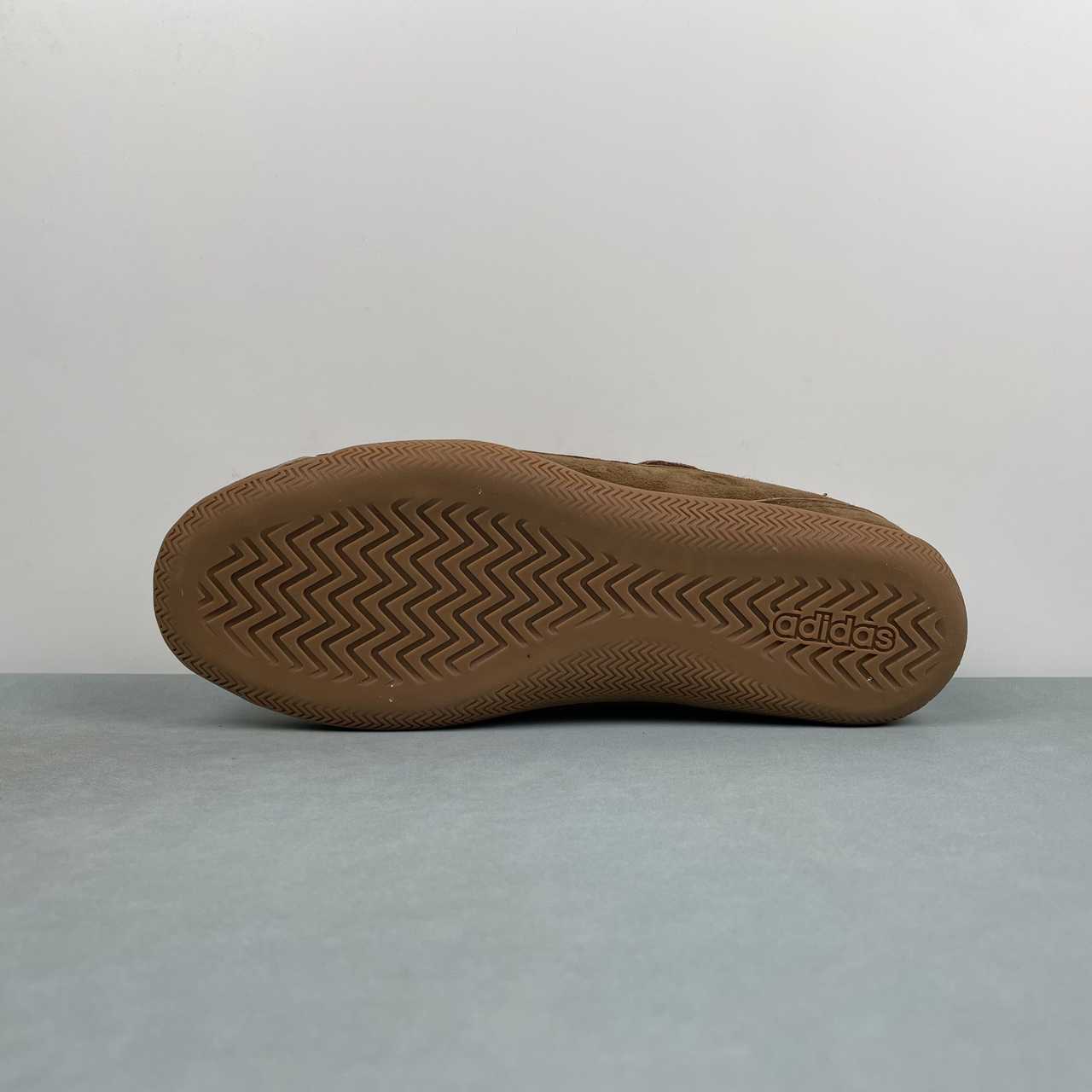 AD URBAN REVERIE Dark Brown