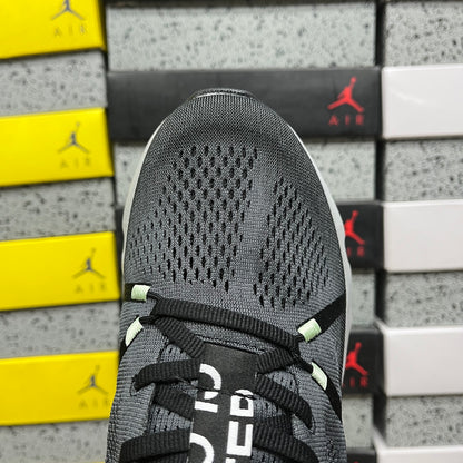 On Cloudsurfer Black Grey