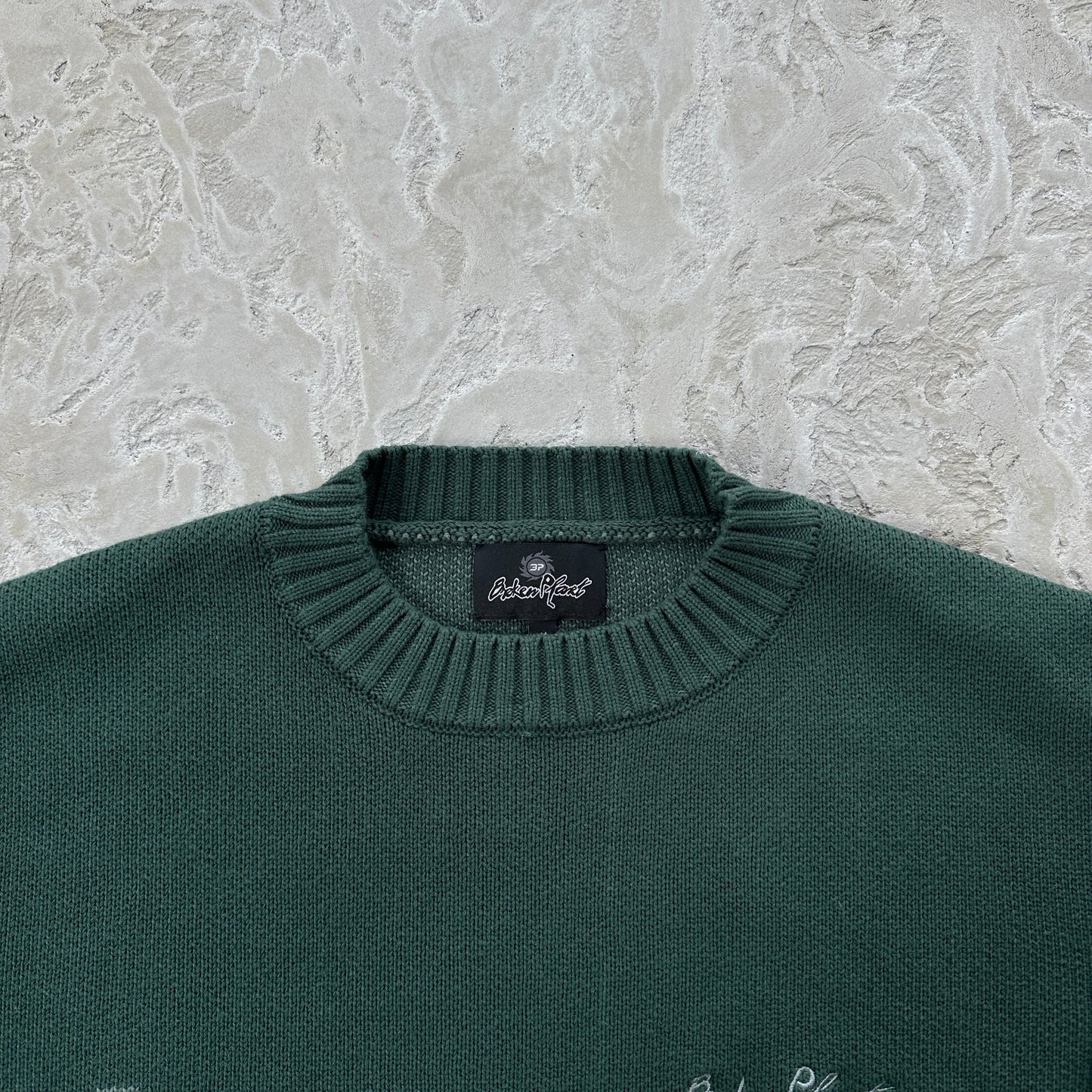 knit sweater-forest green