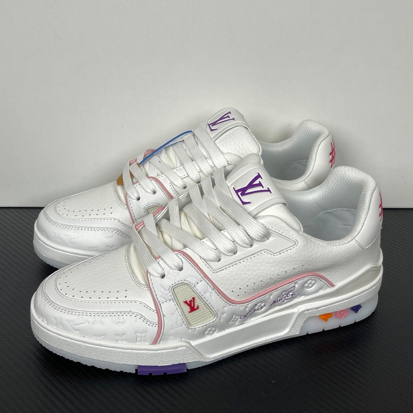 Trainer White and Pink