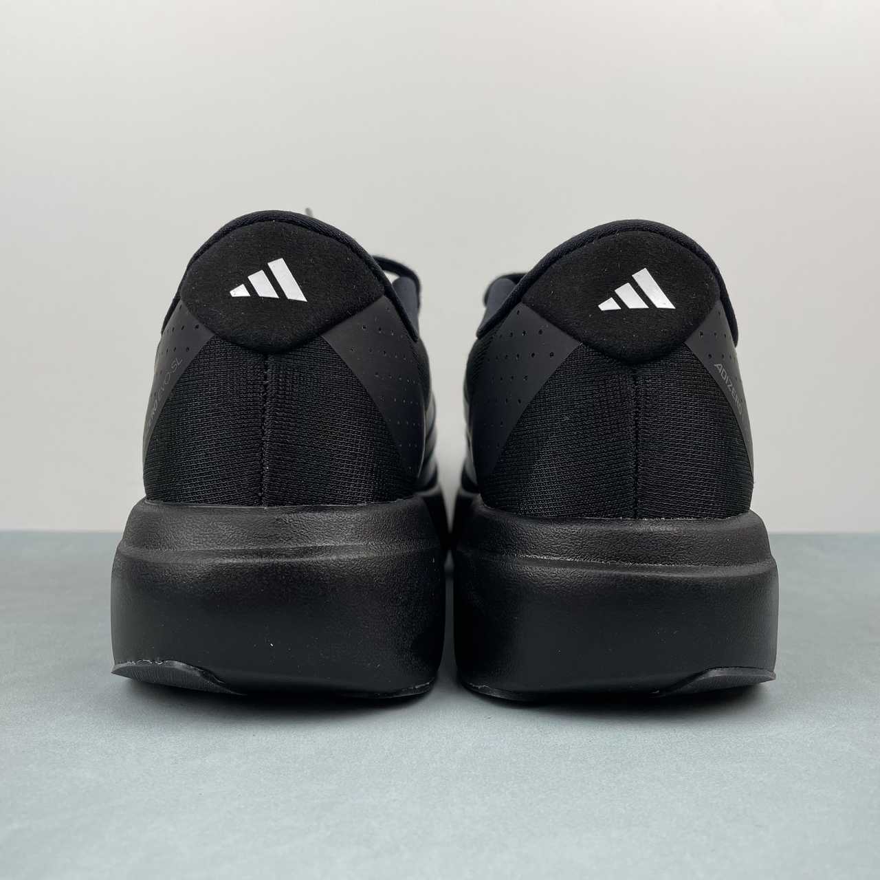 Evo SL Black / White