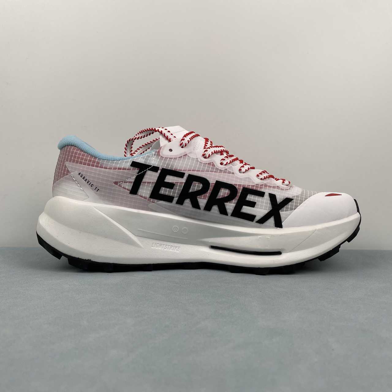 TERREX AGRAVIC TT Black White