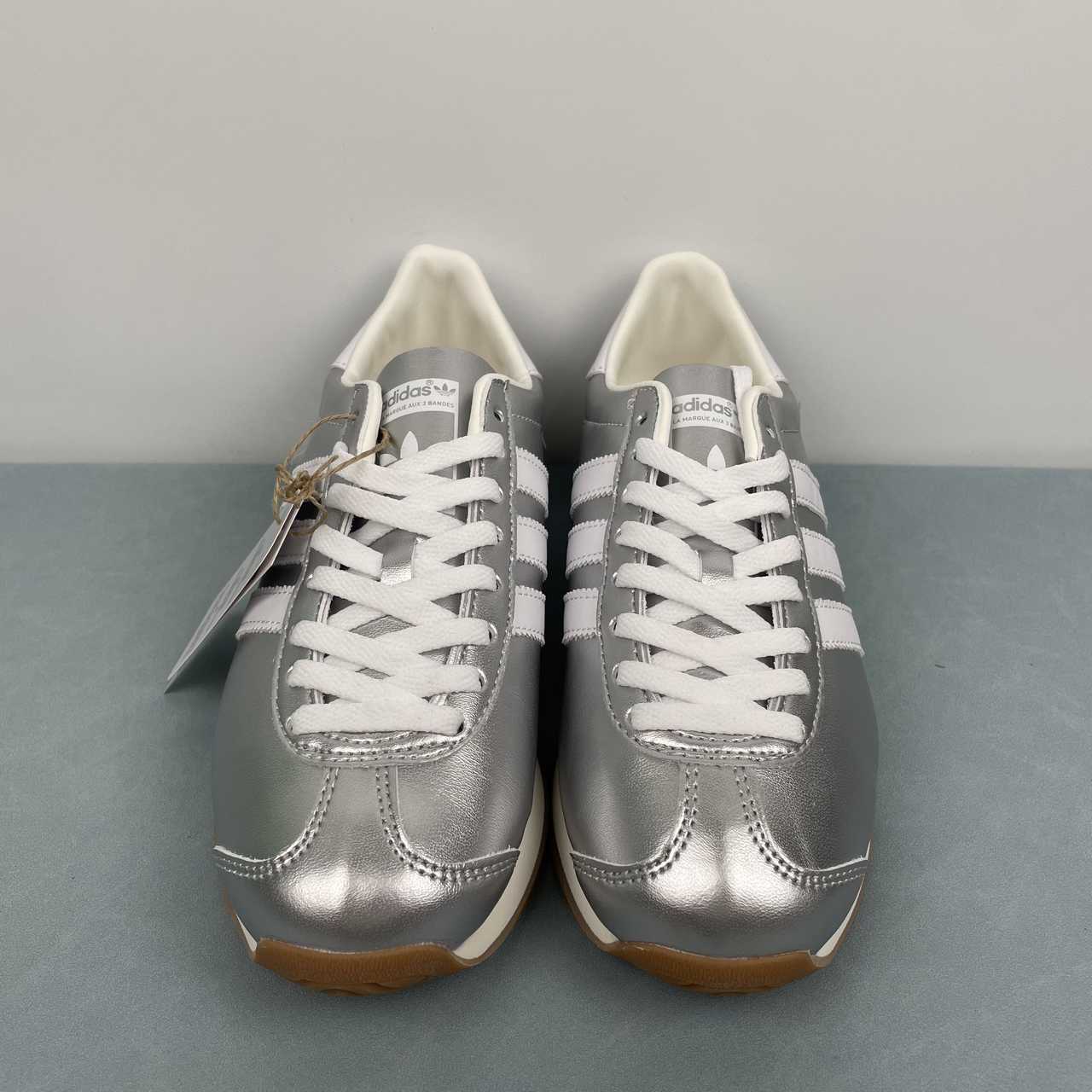 AD COUNTRY OG Silver White