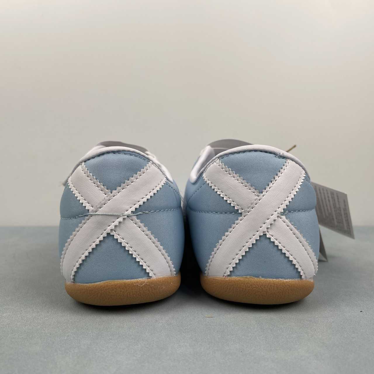 AD TOKYO Sky Blue White
