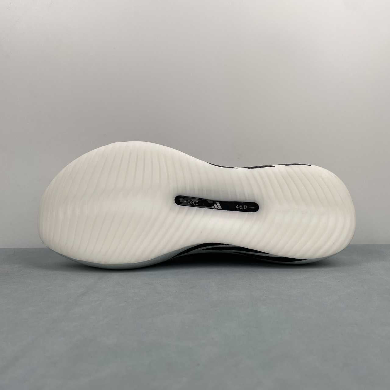 HYPERBOOST EDGE Black White Grey