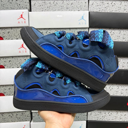 Curb Azul
