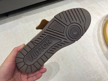 Trainer Brown