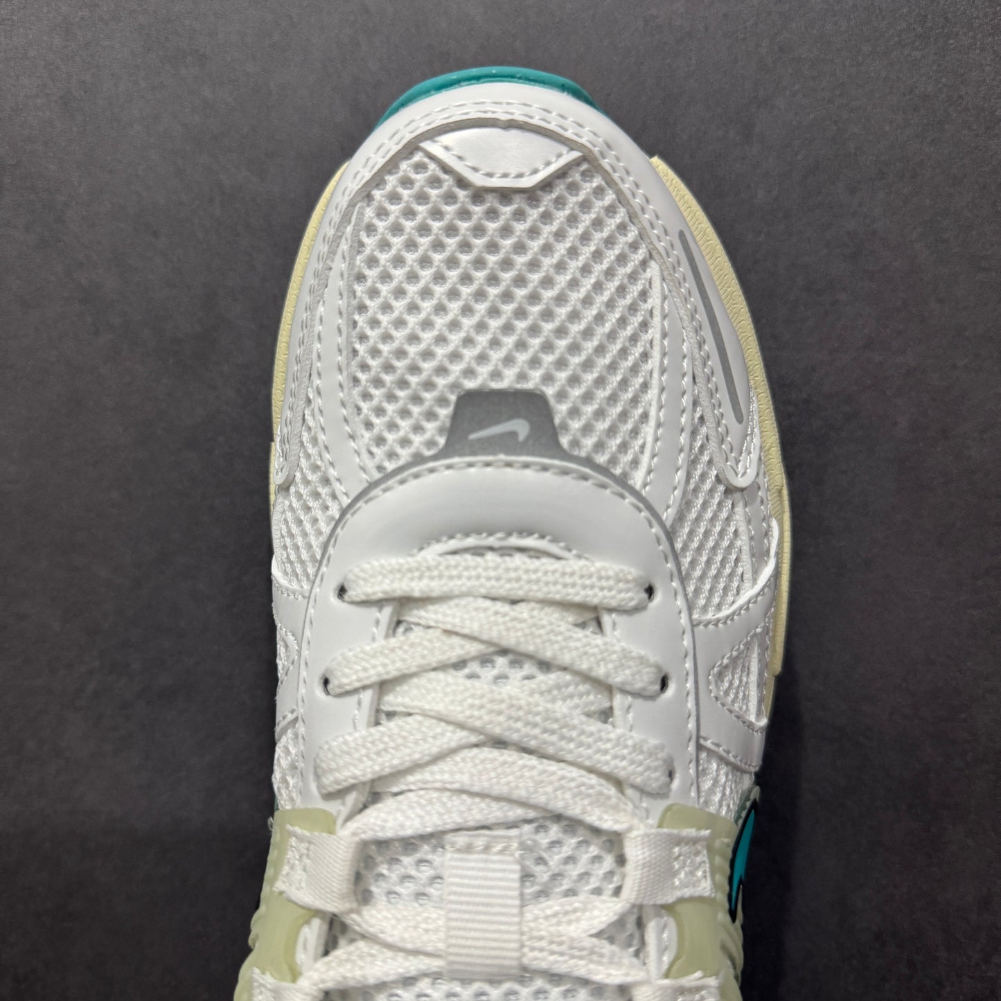 V2K Run Grey Turquoise