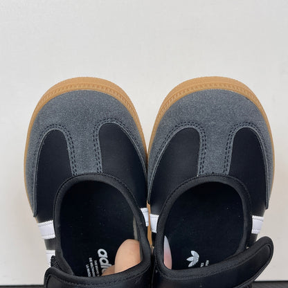 Samba Jane W Black White