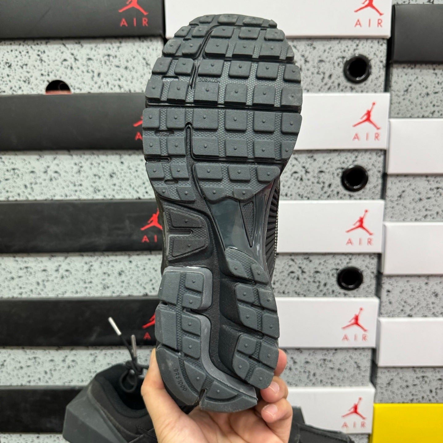 Vomero 5 Black Silver