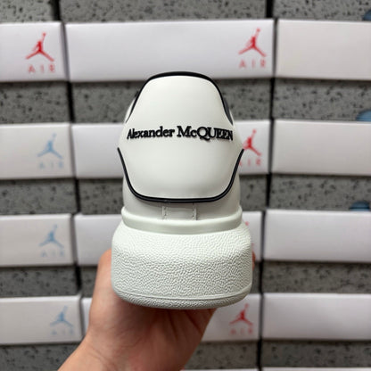 Alexander McQueen Shadow White Black