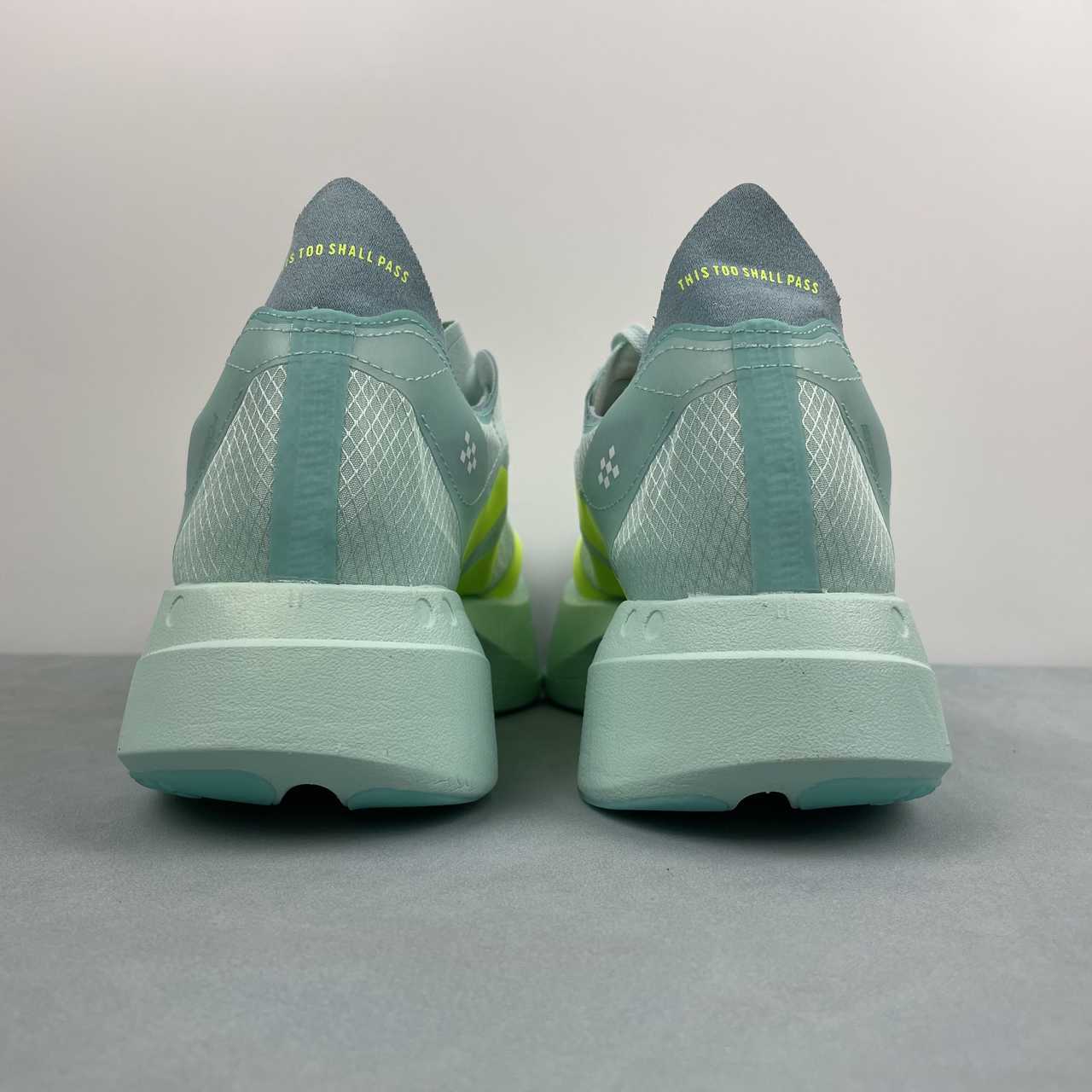 Adios Pro 4 Light Green