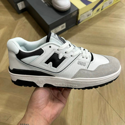 550 White and Black