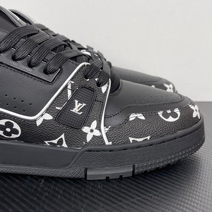 Trainer Black Monogram