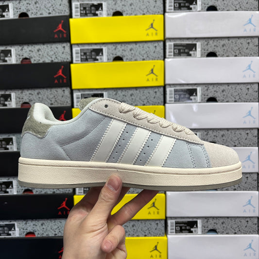 Campus Grey White