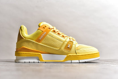 Trainer Yellow