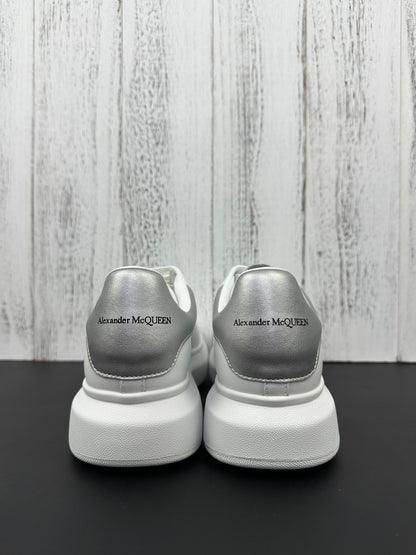 Alexander McQueen Cinza