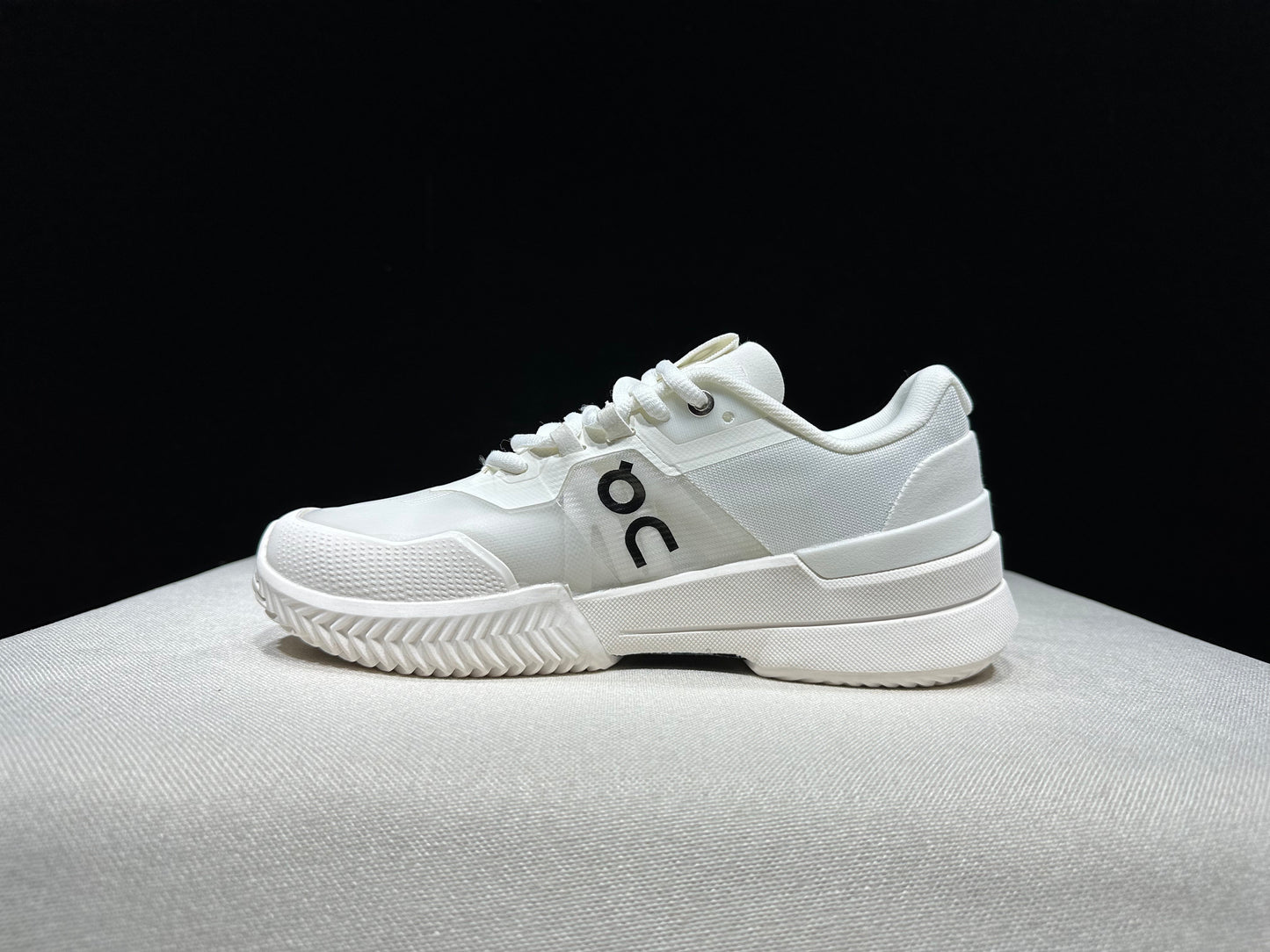 The Roger Pro 2 All White