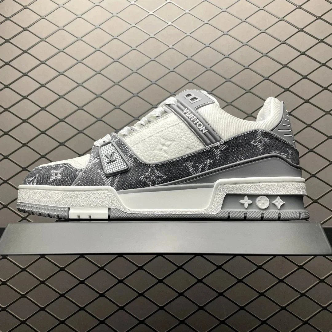 Aware Trainer Grey