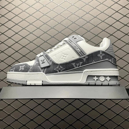Aware Trainer Grey