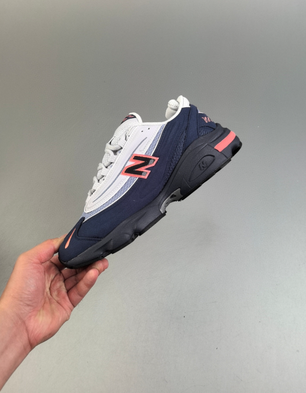 1000 Footlocker Exclusive Nautical Coral