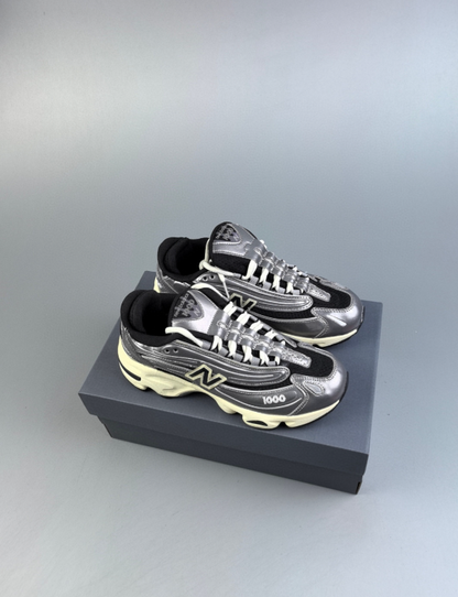 1000 Grey And Black