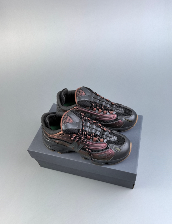 1000 Black Ice