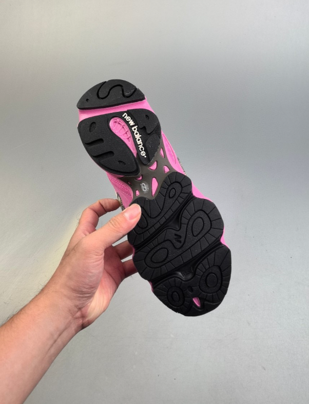 1000 Pink