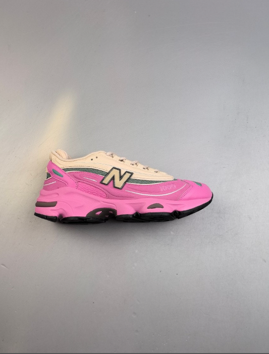 1000 Pink