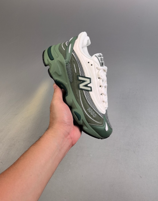1000 Green