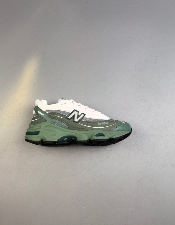 1000 Green
