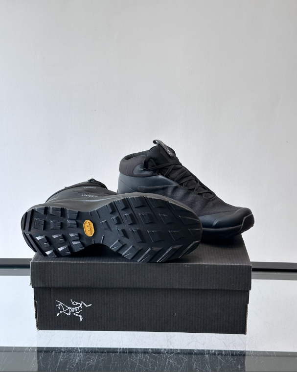 Arc'teryx Aerios FL Mid GTX Black