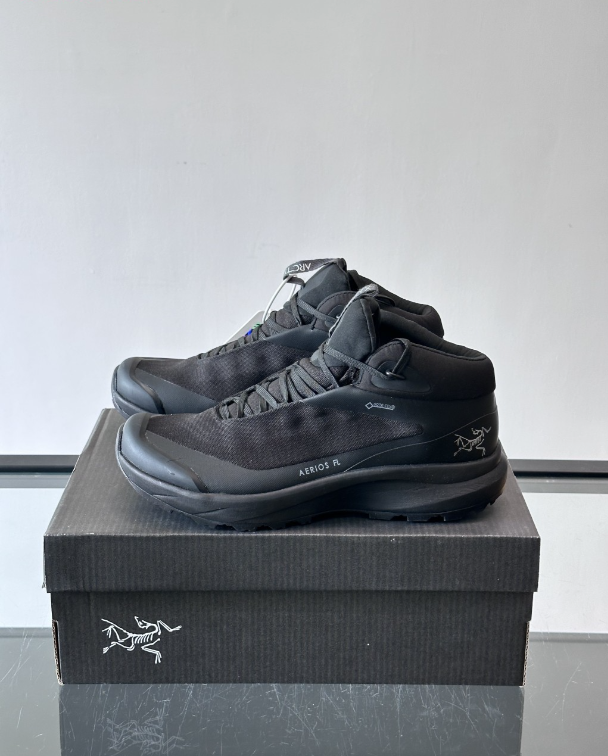 Arc'teryx Aerios FL Mid GTX Black