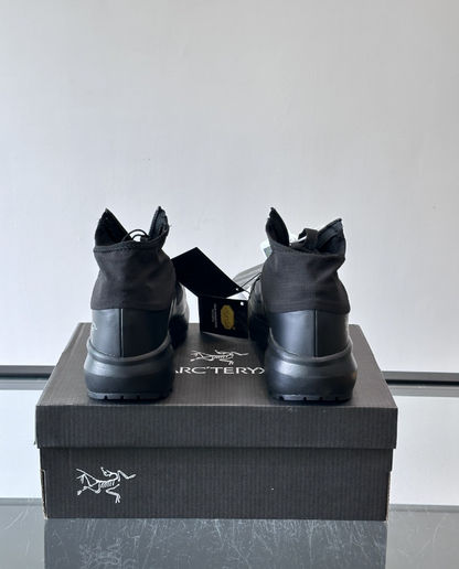 Arc'teryx Norvan Nivalis GTX Black