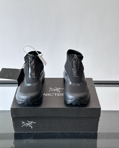 Arc'teryx Norvan Nivalis GTX Black