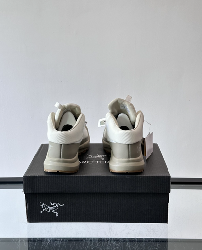 Arc'teryx Aerios FL 2 Mid GTX Beige
