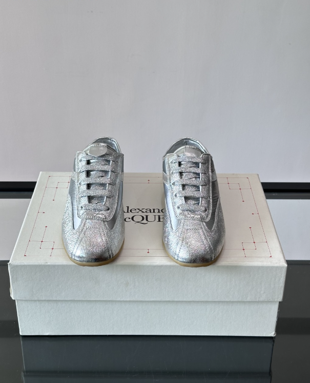 Alexander Mcqueen Boxe Grey