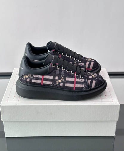 Alexander McQueen Oversized Black BB