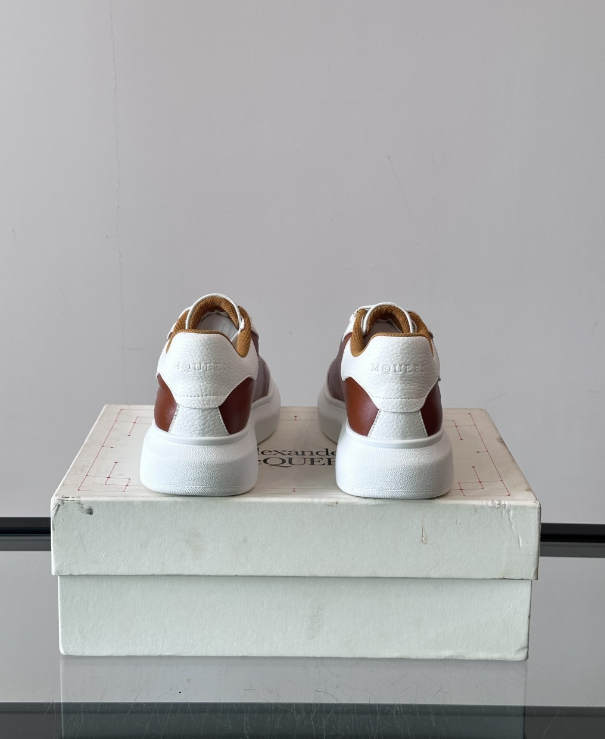 Alexander McQueen Oversized White Brown
