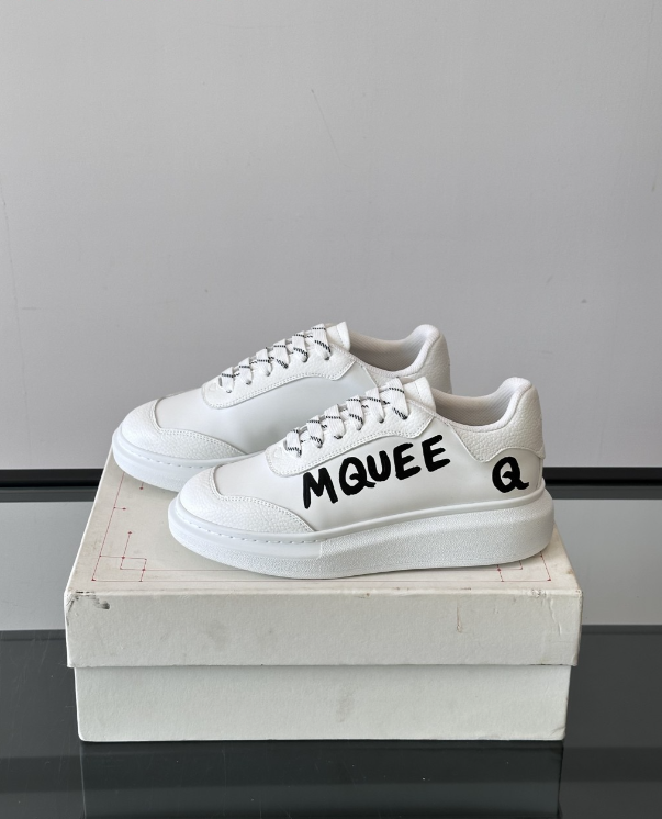 Alexander McQueen Oversized White