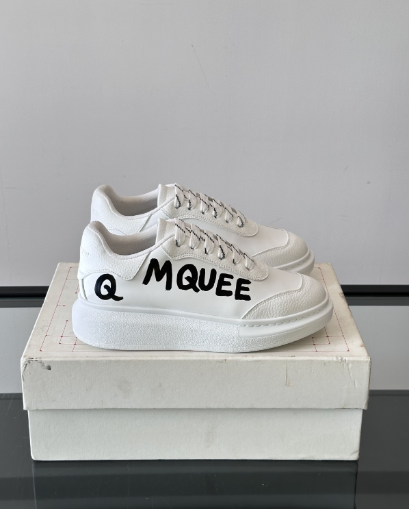 Alexander McQueen Oversized White