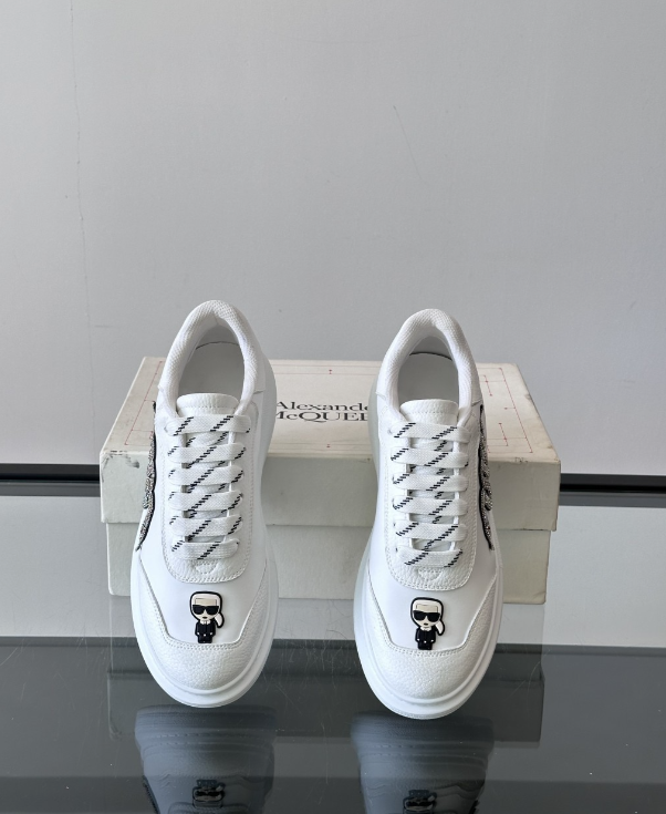 Alexander McQueen Oversized White