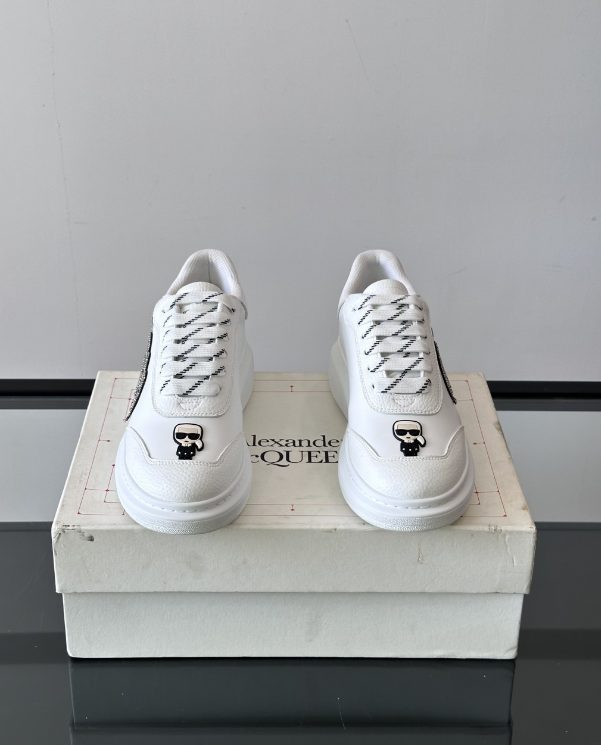 Alexander McQueen Oversized White