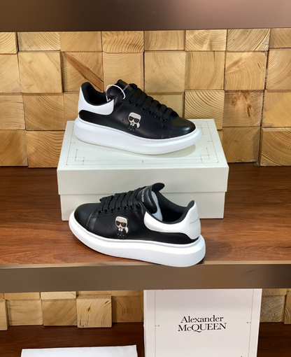 Alexander McQueen Oversized Black/White