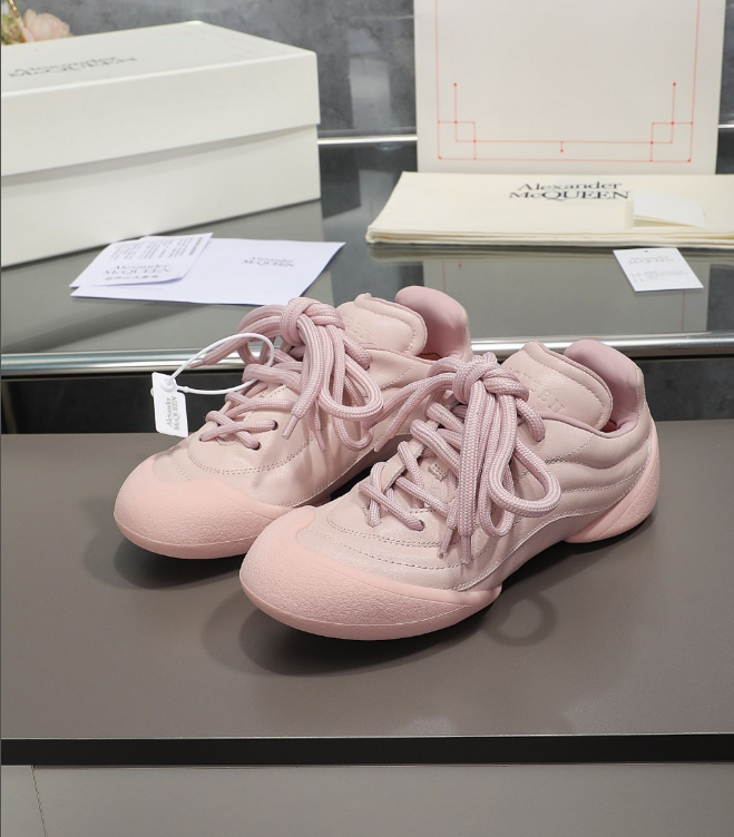 Alexander McQueen Flexion Pink