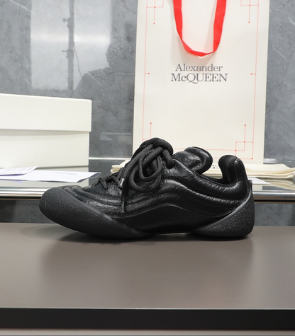 Alexander McQueen Flexion Black