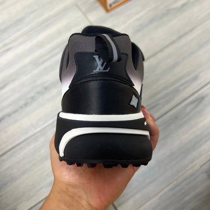 LV Runner Tatic